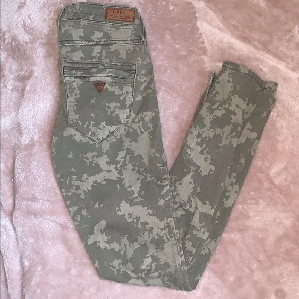 Guess Jeans